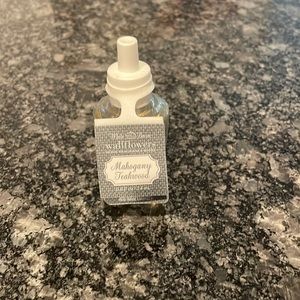 White barn wallflowers mahogany teakwood refill